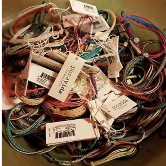 Pura Vida Brand Ambassador REP Code HOLLYHARTLEY20 - Picture 2 of 8